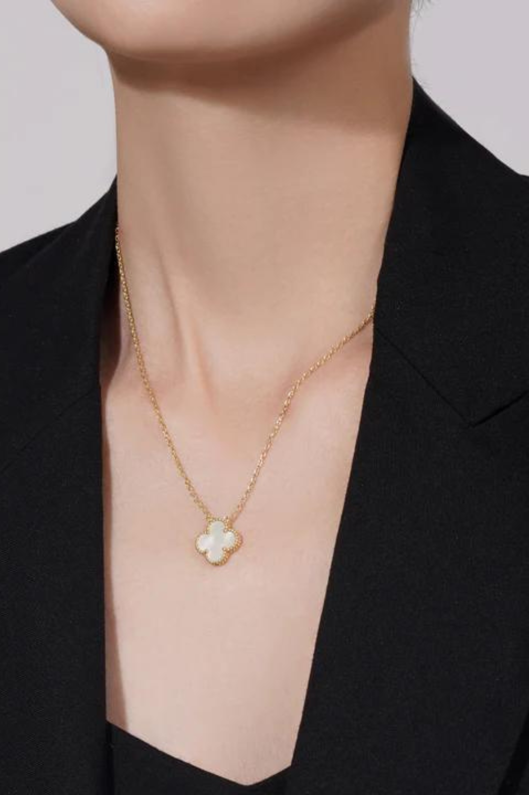 White Pearl Necklace in Gold