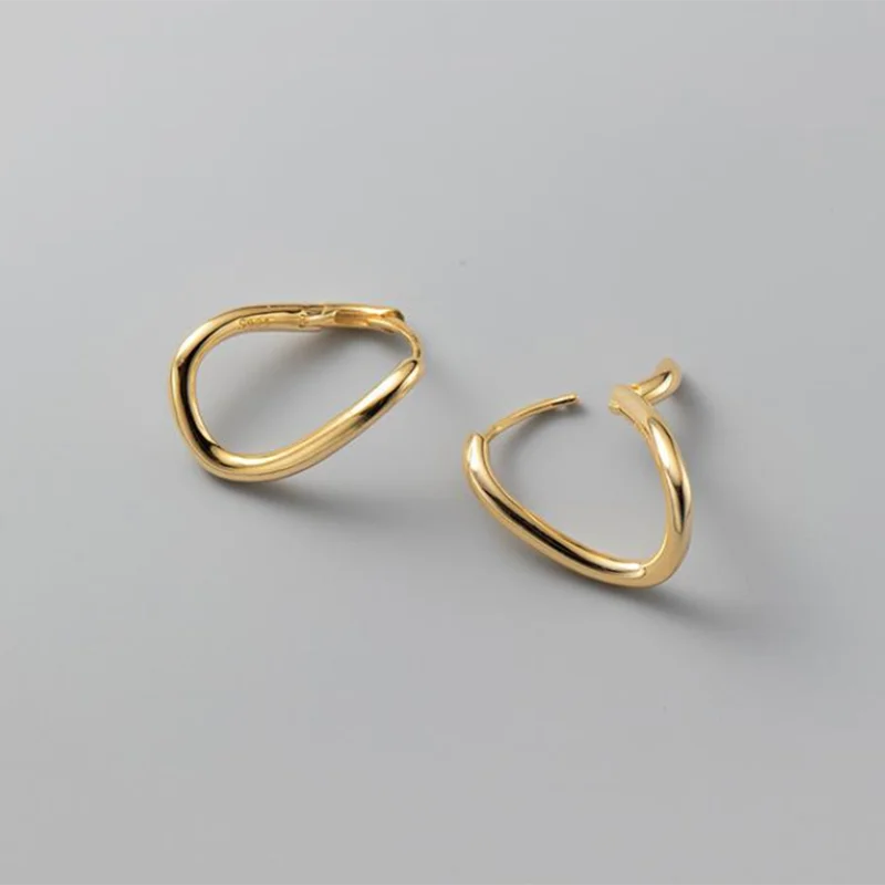 Wave Hoop| 18k Gold Plated Earrings