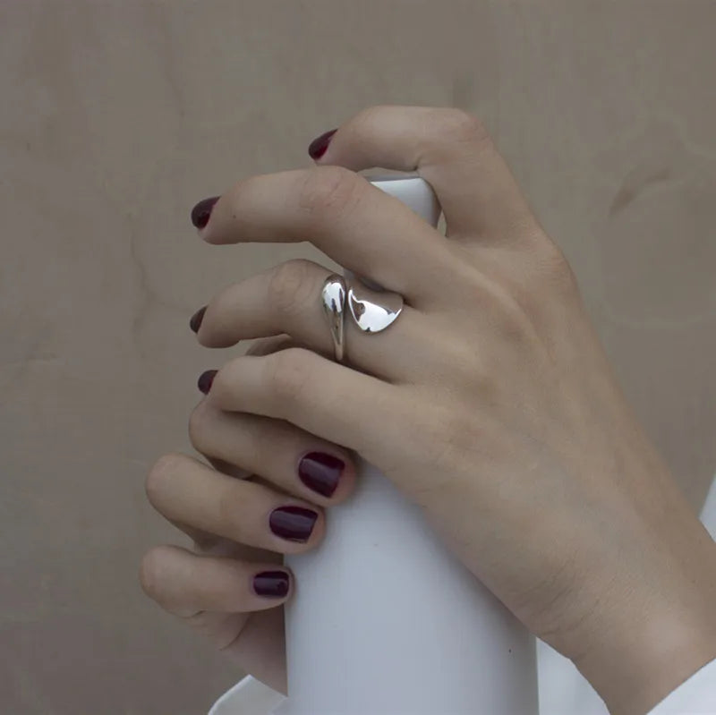 The Twist Ring | 925 Sterling Silver