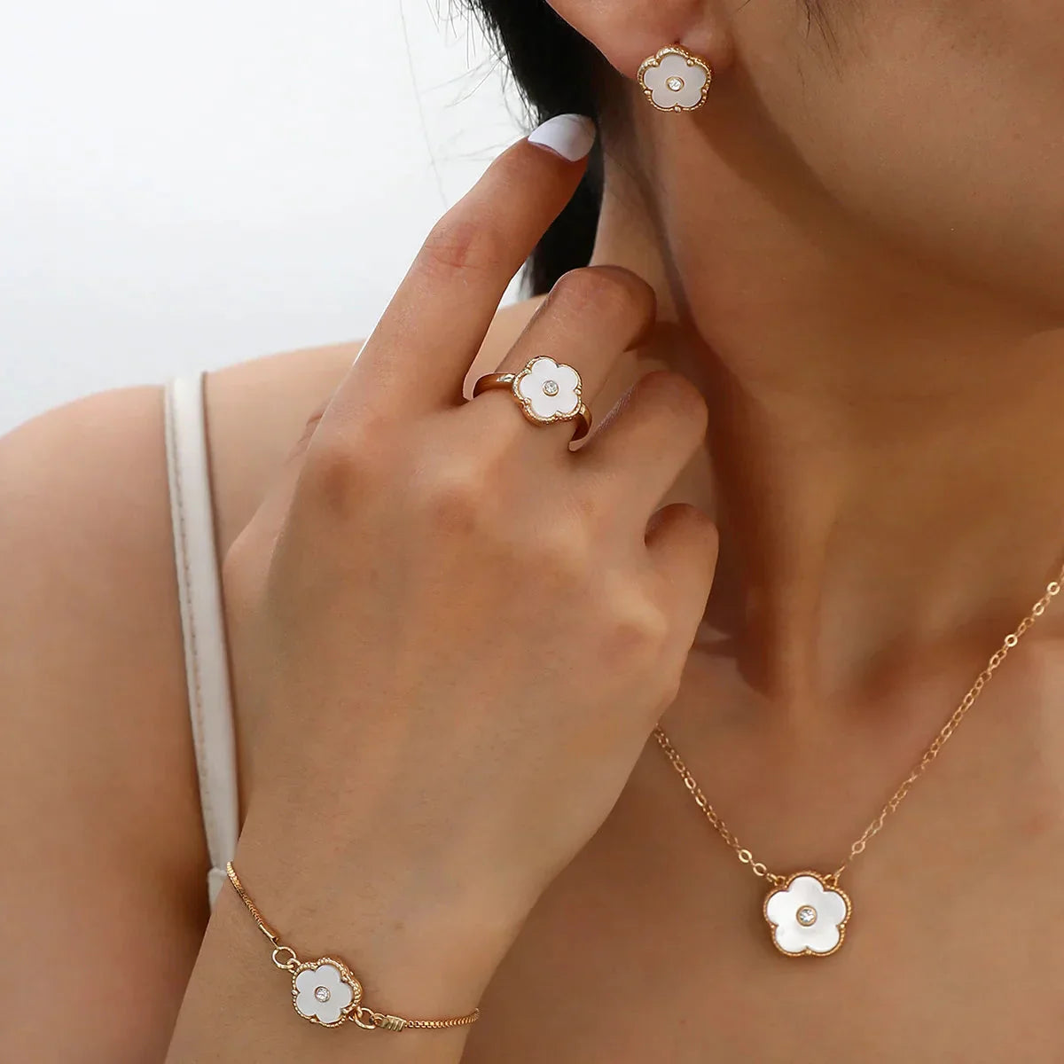 Five-Leaf Clover Zircon Set 7 Colours
